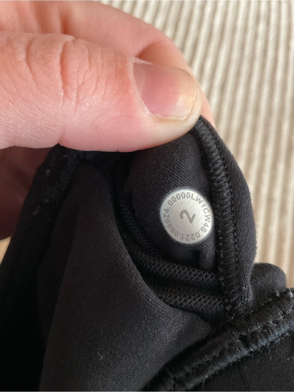 Lululemon x orange theory align black crop top sports bra - Picture 4 of 4